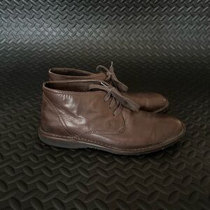 John Varvatos Brown Chukka Boots